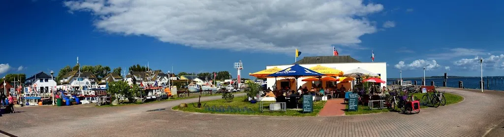 Gaststätte Fischerklause_Hiddensee_slider_image_1