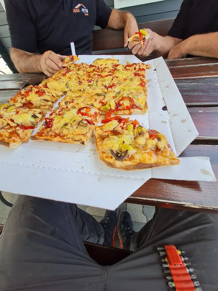 Menu_American Pizza_Feucht_image_6