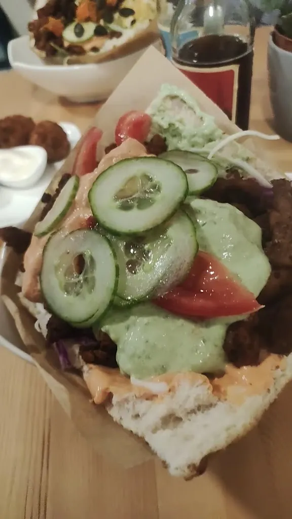 Küche des Friedens - Veganes Restaurant - Rostock_Rostock_slider_image_2