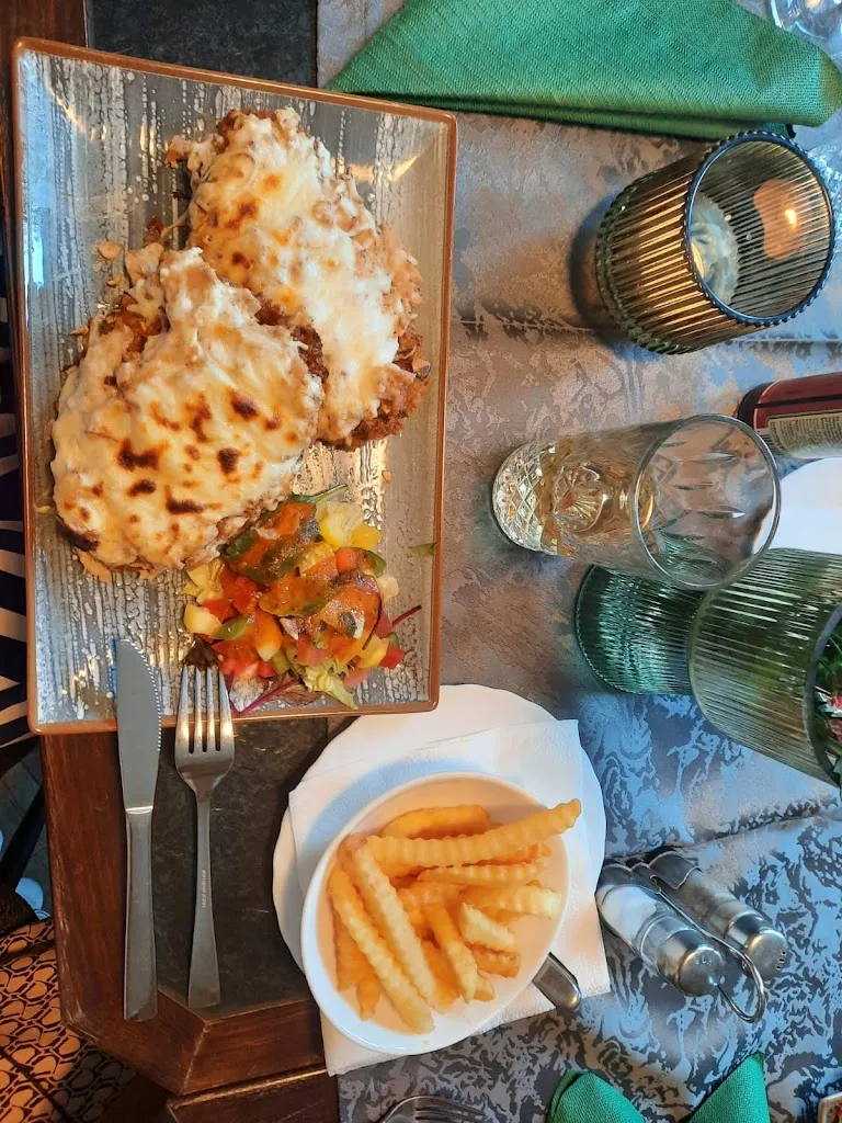 Ralf Harder_Grenzburg_Güstrow_review