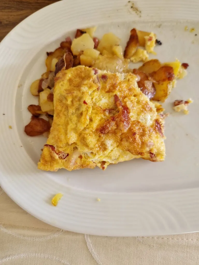 Christine Worbs_Fünf Linden_Güstrow_review