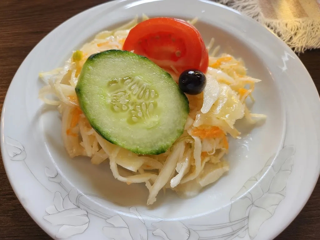 Jenny Reichenberger_Restaurant Akropolis_Güstrow_avis