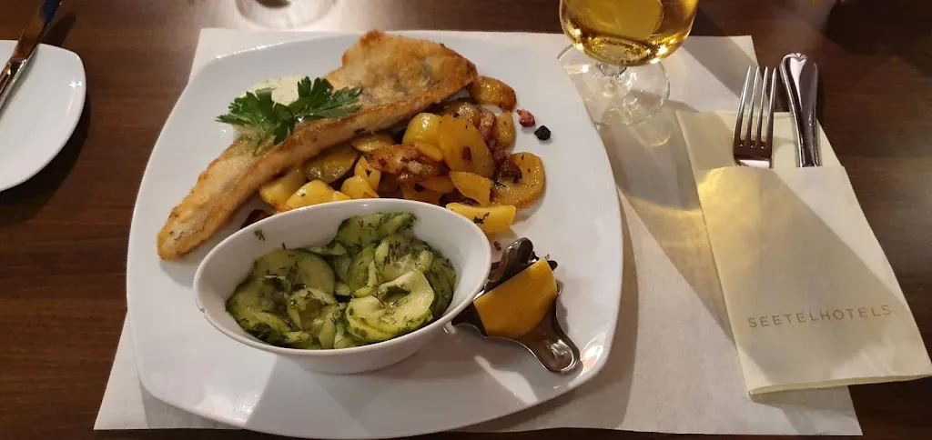 Adrian Tecini_Restaurant Oberdeck_Koserow_review