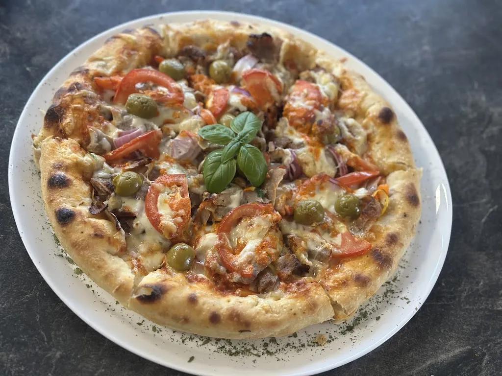 Loitzer Grillhaus 2 - Hausmannskost_Loitz_slider_image_2