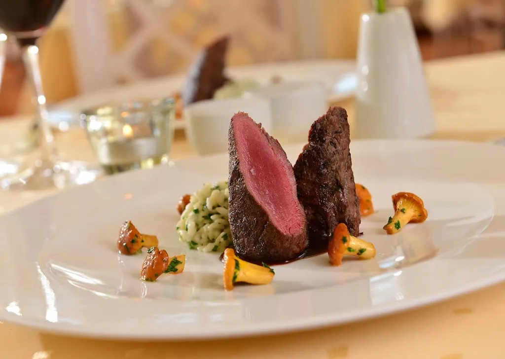 Restaurant Alexander_Loddin_slider_image_2