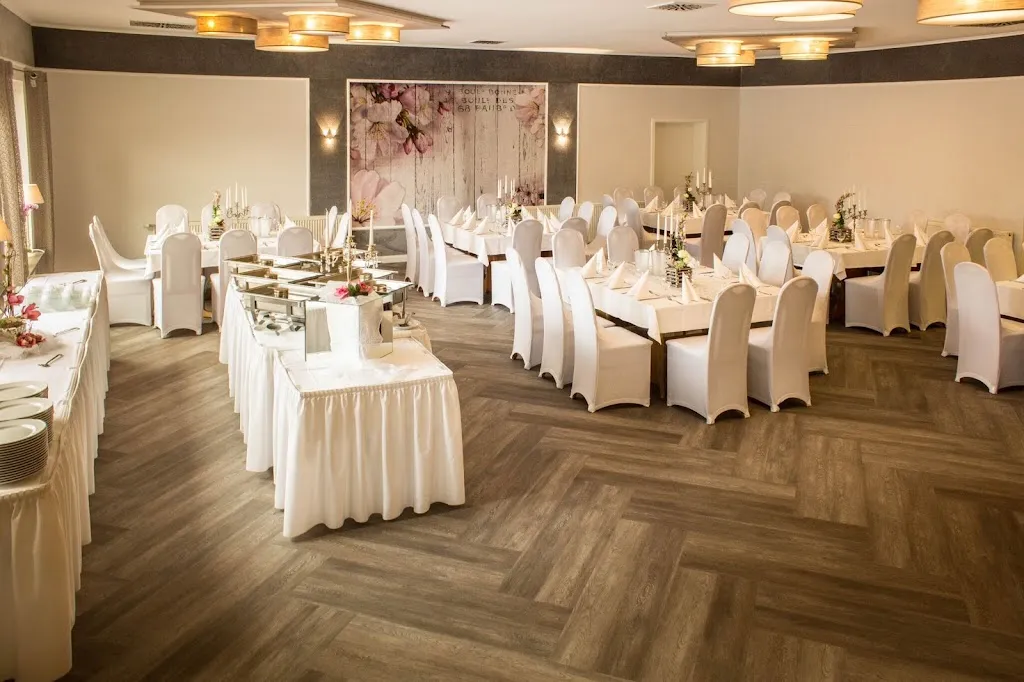 Gasthaus Zur Kutsche ristorante a Lübtheen