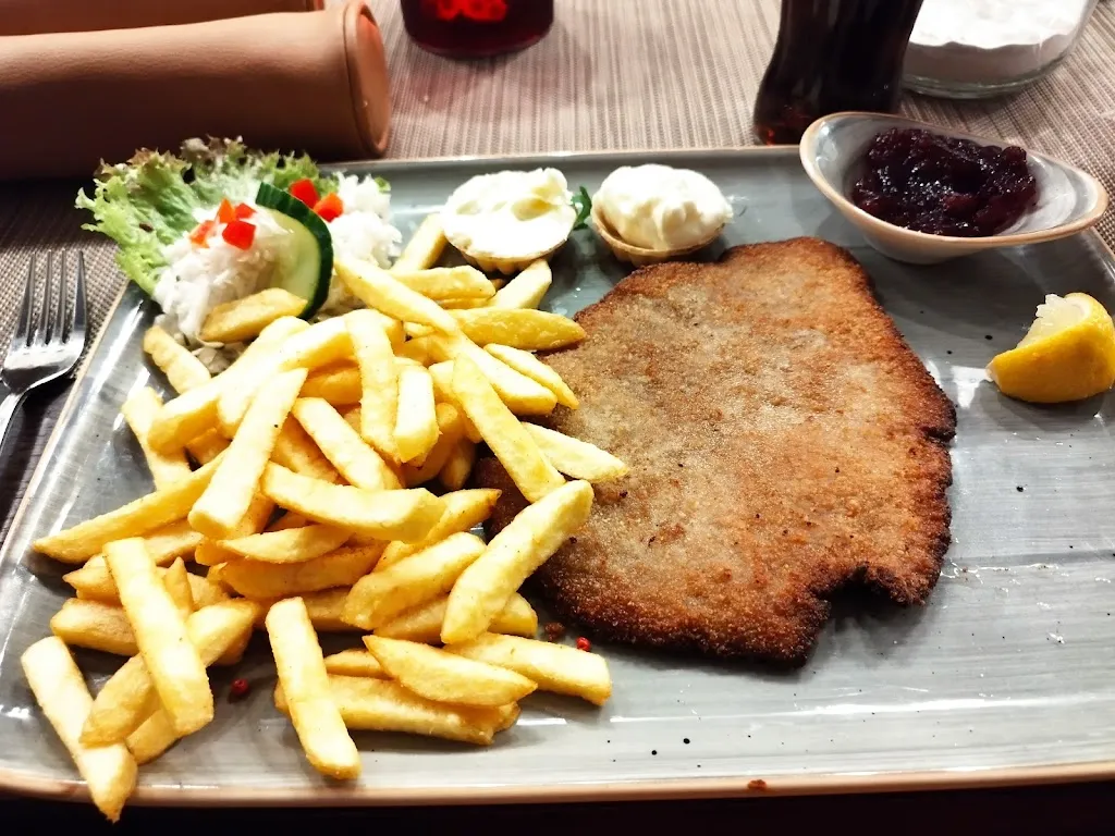 Menu_Gasthof Scharfe Kurve mit Hotel & Eiscafé_Lützow_image_8