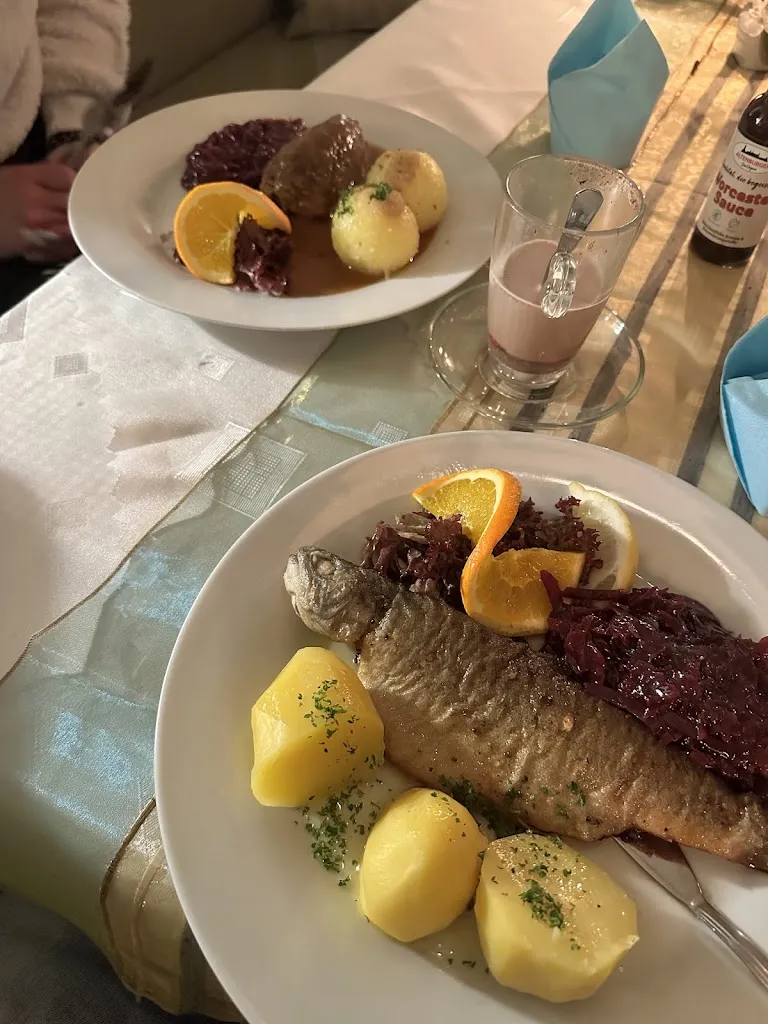 Karsten Guenther (Slavik Kush)_Emmi_Chemnitz_review