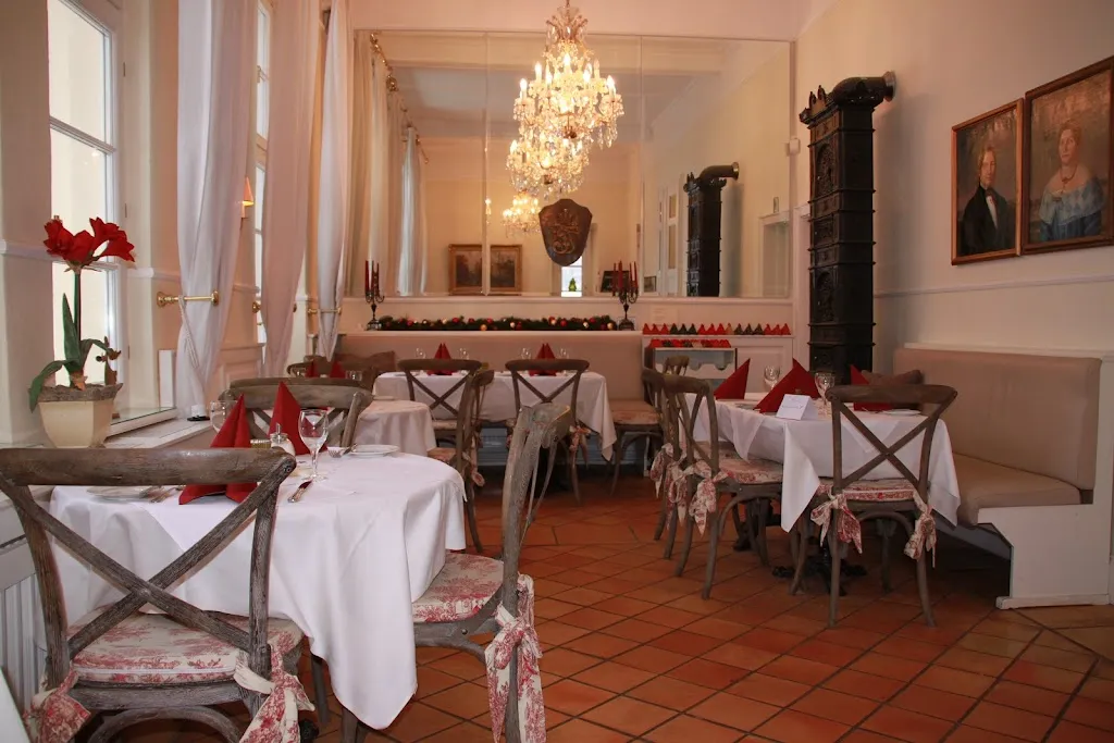 Restaurant und Kaffeehaus Alte Wache_Ludwigslust_slider_image_1