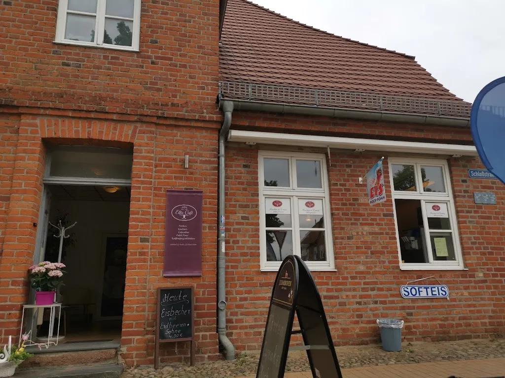 Ellis Café Ludwigslust_Ludwigslust_slider_image_3