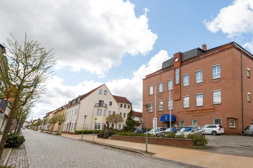 Hotel & Restaurant „Prinzenstube“ • Hotel Erbprinz Ludwigslust restaurant in Ludwigslust