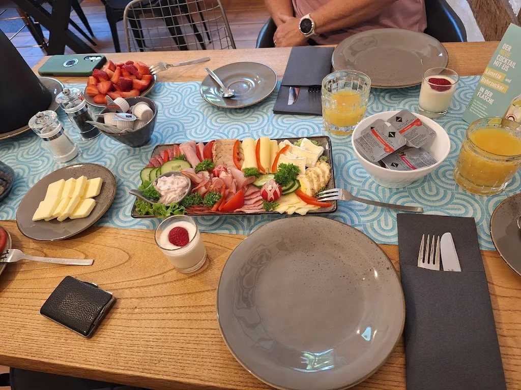 Café & Restaurant Altes Gutshaus_Ankershagen_slider_image_1