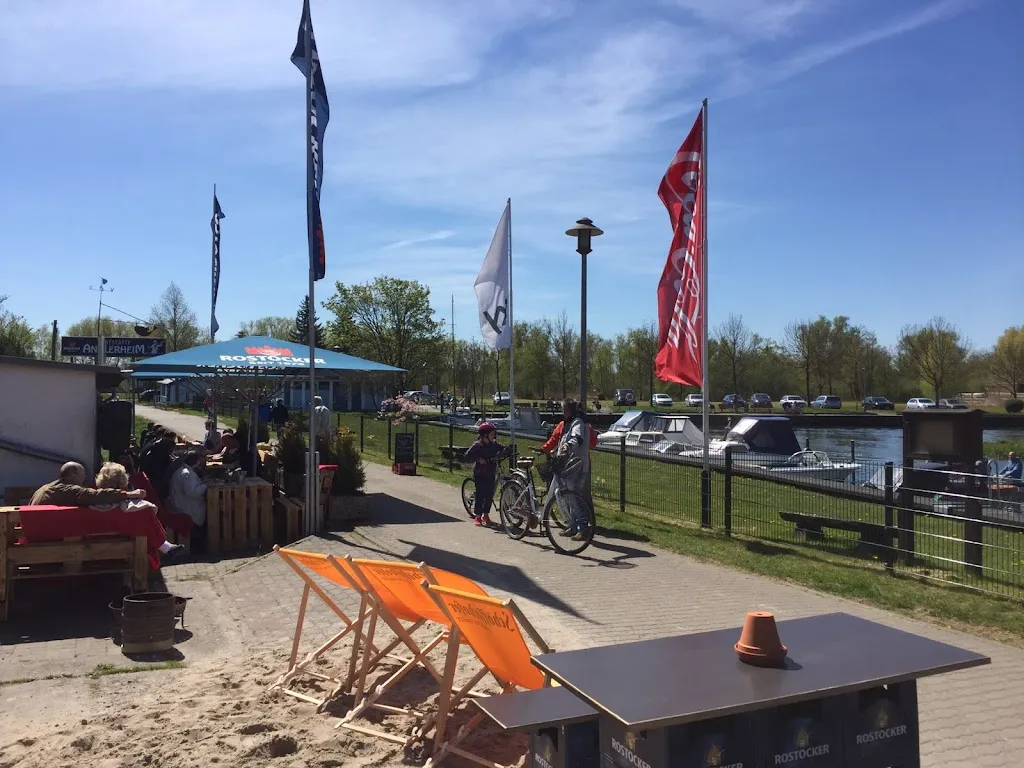 Ronnys Gaststätte Anglerheim ristorante a Ribnitz-Damgarten