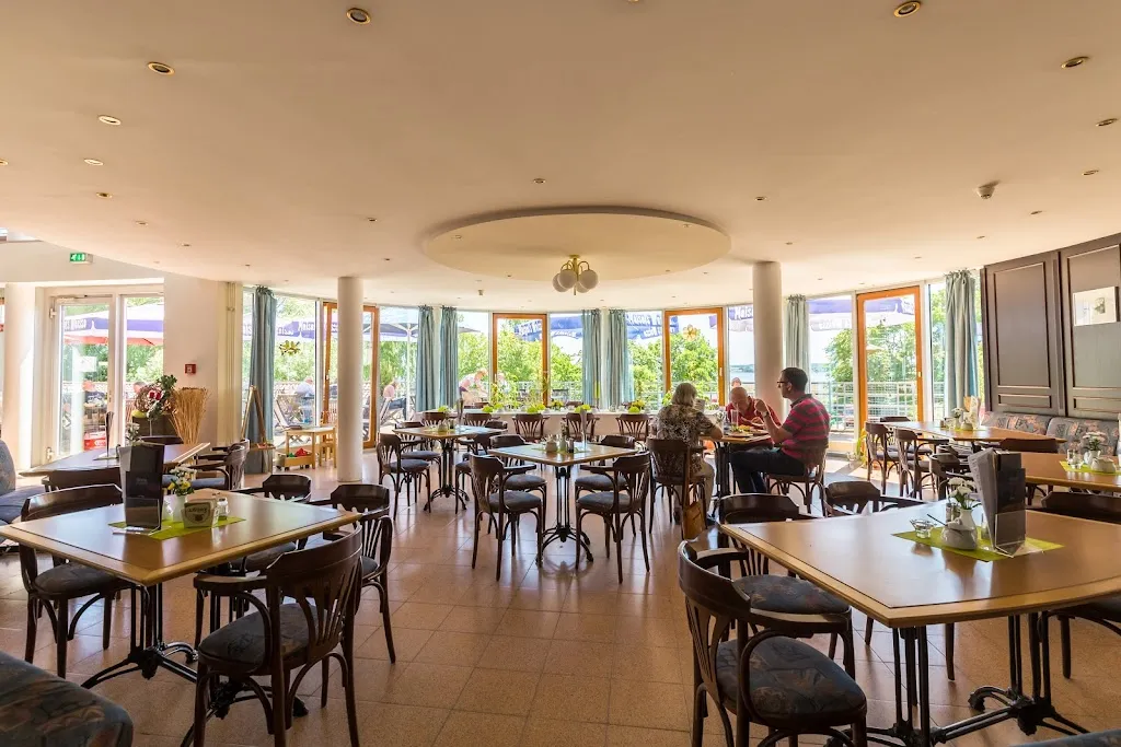 Restaurant & Café Arche Noah_Malchin_slider_image_1