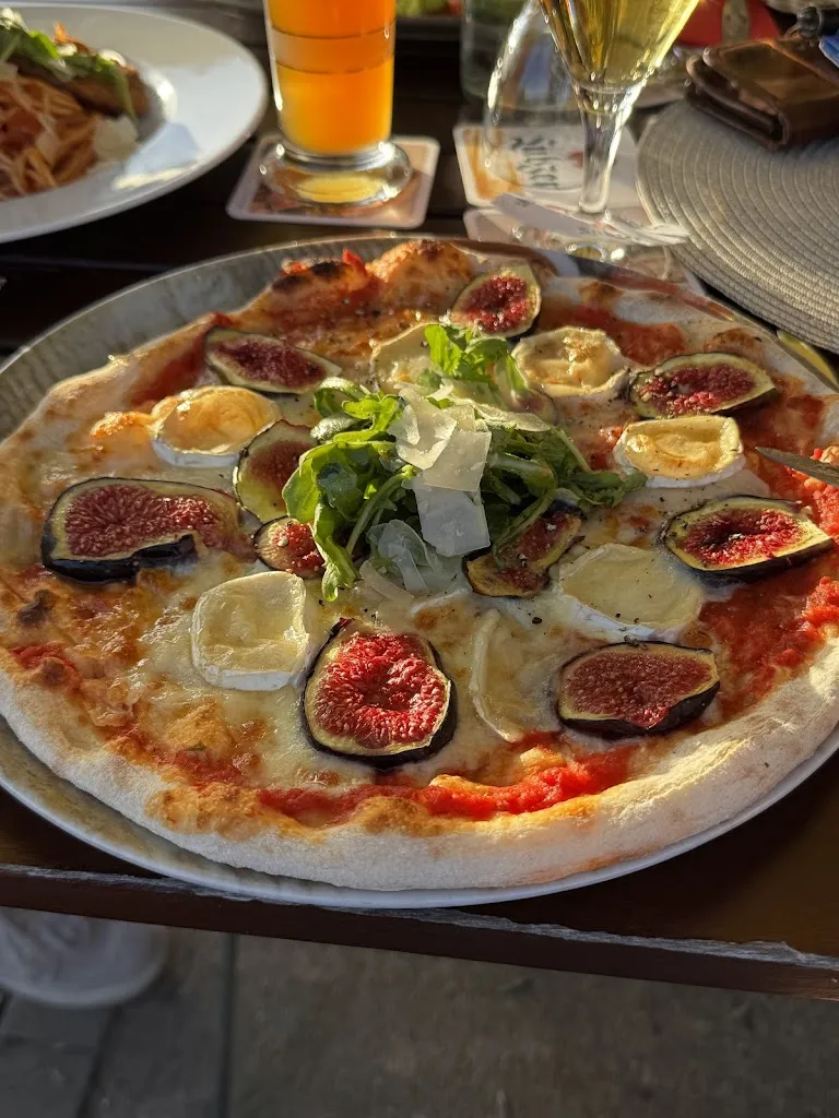 Restaurant Milano_Malchin_slider_image_3