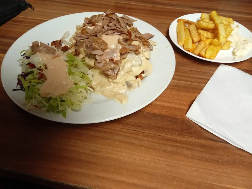 Döner-Haltestelle_Malchin_slider_image_3