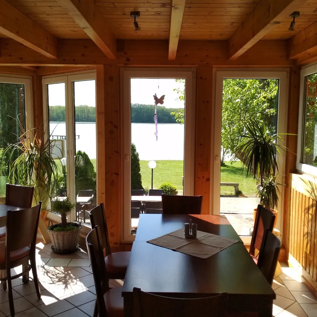 Uferklang - Restaurant am See_Mirow_slider_image_1