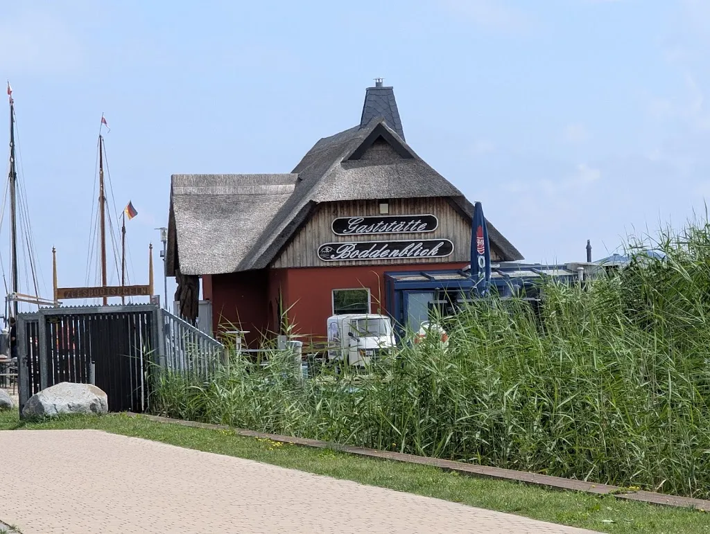 Gaststätte Boddenblick_Dierhagen_slider_image_1