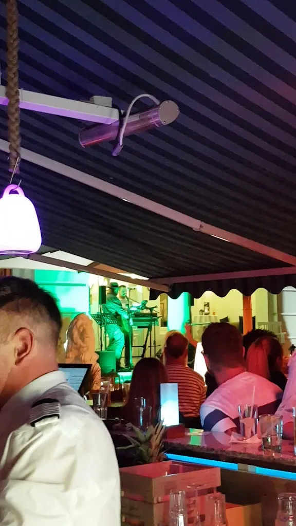 Restaurant & Hotel Villa Salve_Binz_slider_image_2