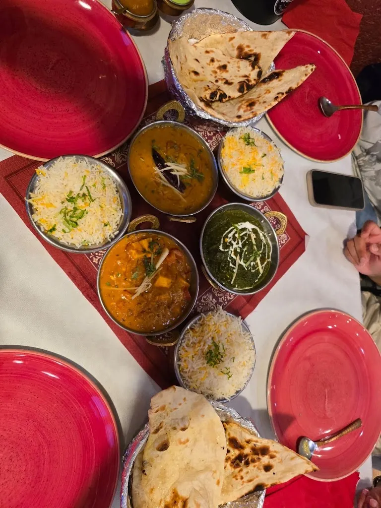 Nisha Choudhary_Maharadscha Palace_Binz_review