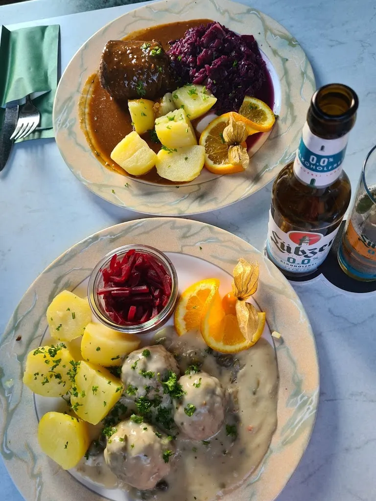 John Brinckman Restaurant_Boltenhagen_slider_image_3