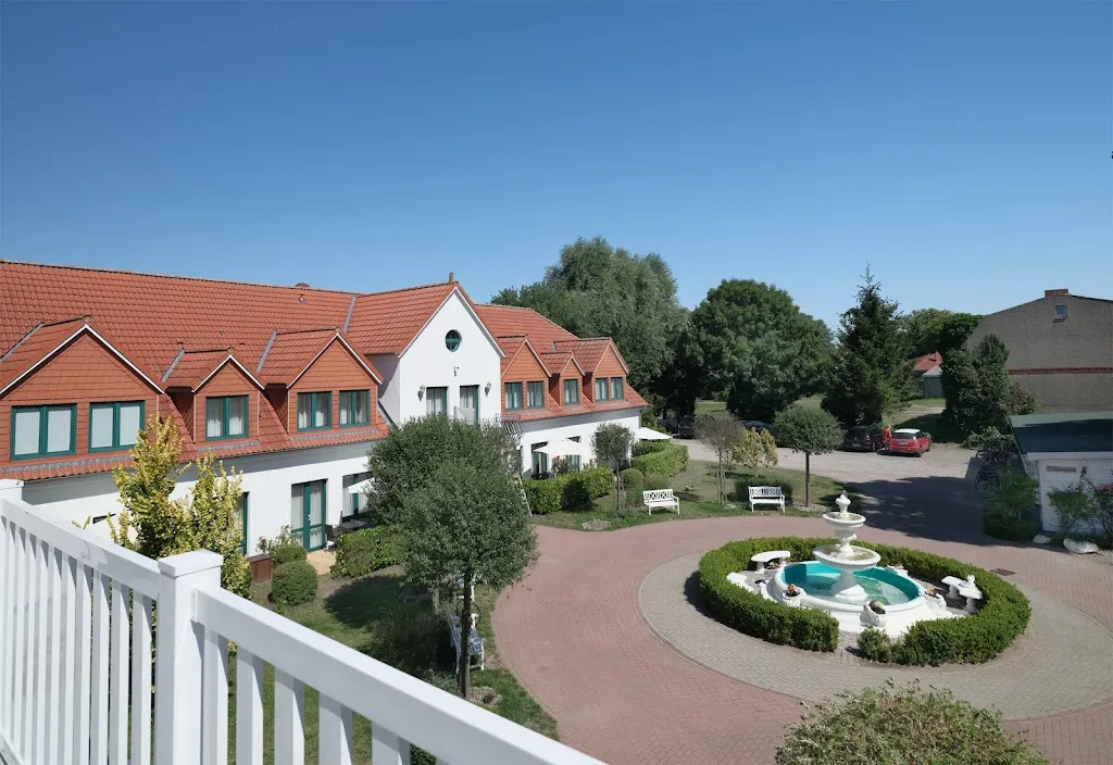 Hotelanlage Tarnewitzer Hof restaurant in Boltenhagen