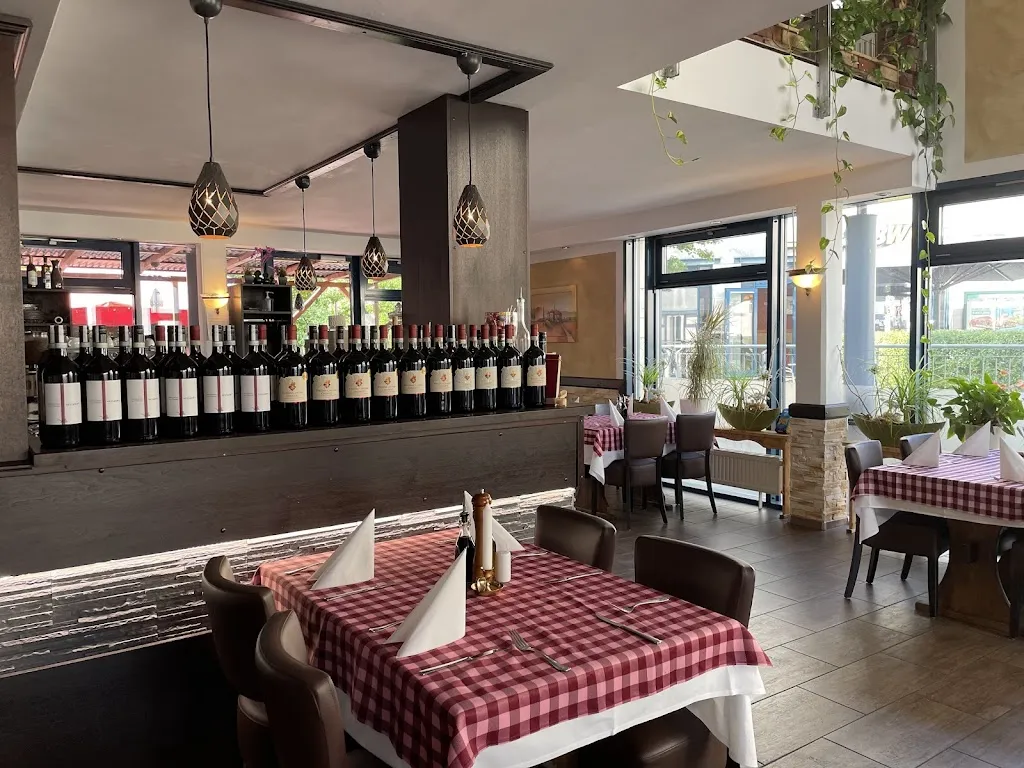 Due Fratelli Ristorante Pizzeria ristorante a Neustrelitz