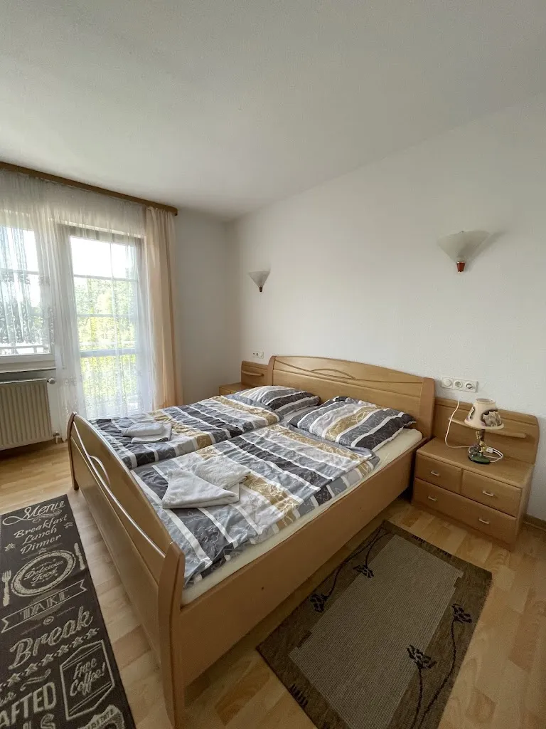 Pension Markt Neustrelitz_Neustrelitz_slider_image_2