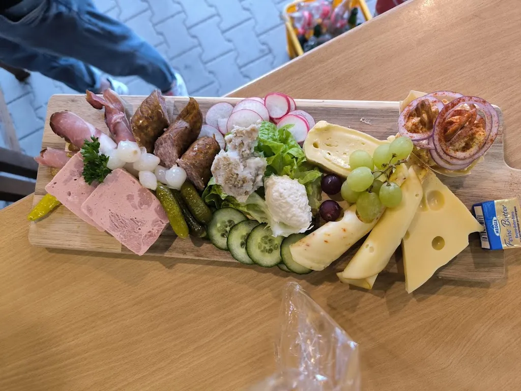 Menu_Cheers Garden_Feuchtwangen_image_2