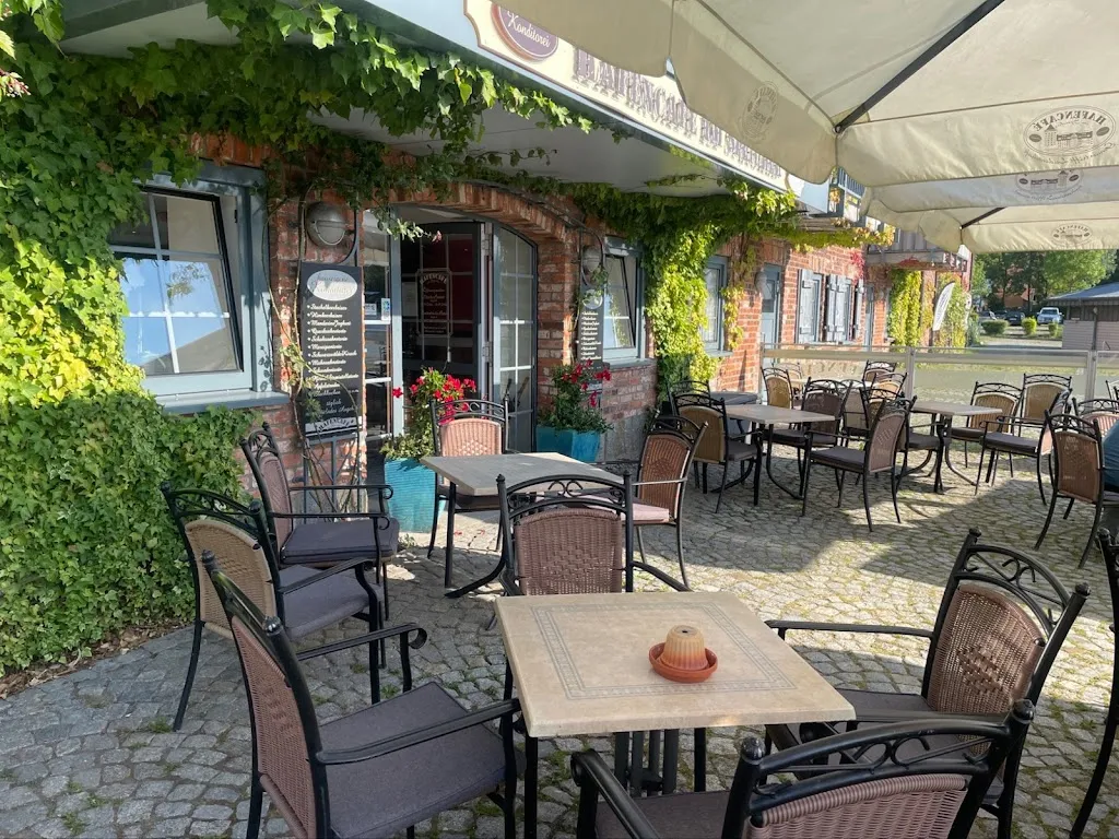 „Hafencafe im Speicher „ ristorante a Neustrelitz