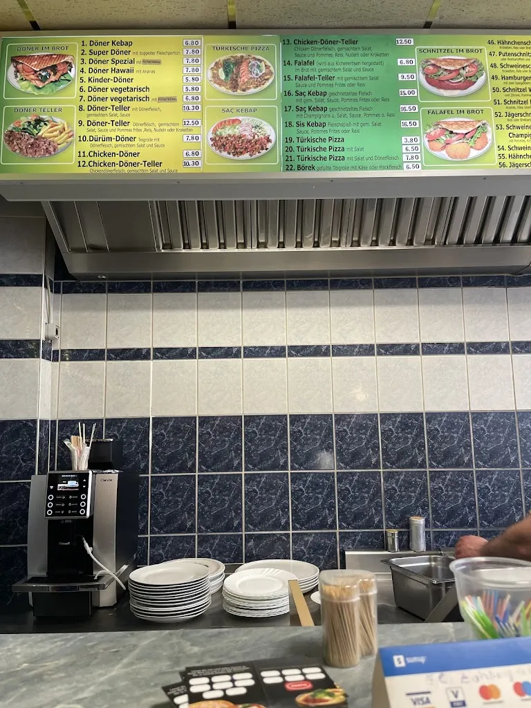 Menu_Hayri-Dönergrill und Pizzeria_Neustrelitz_immagine_1