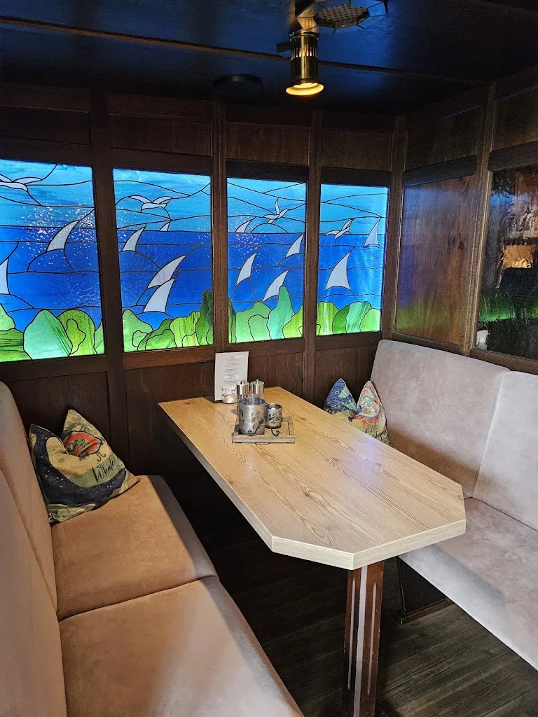 Zur Kajüte Fischrestaurant_Sellin_slider_image_3