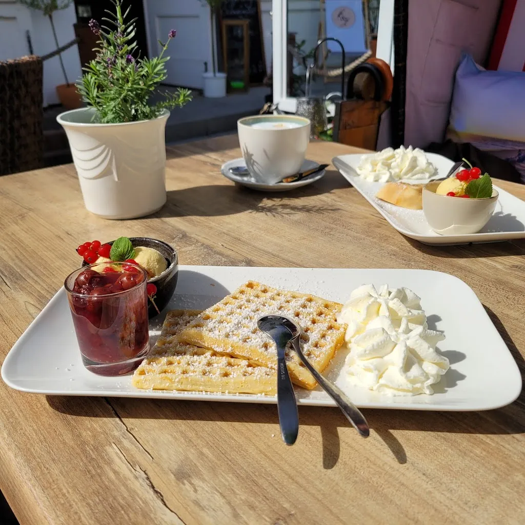 Menu_Restaurant und Café klein&fein_Sellin_immagine_8