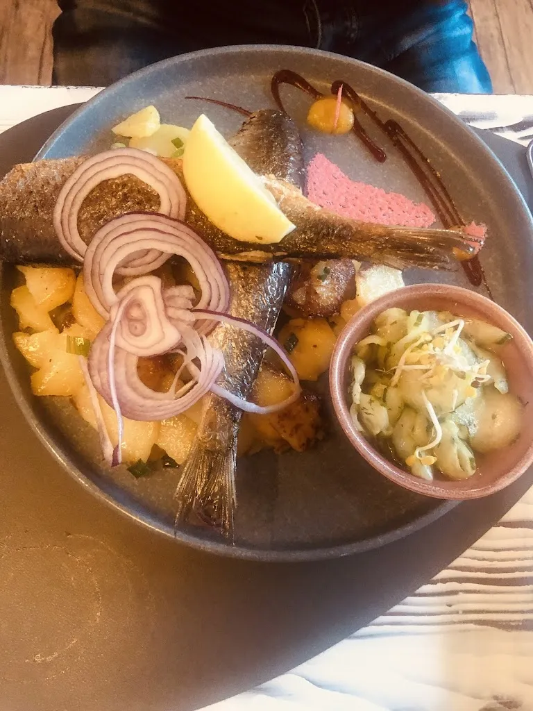 Mandy Sonnenberg_Restaurant und Café klein&fein_Sellin_review