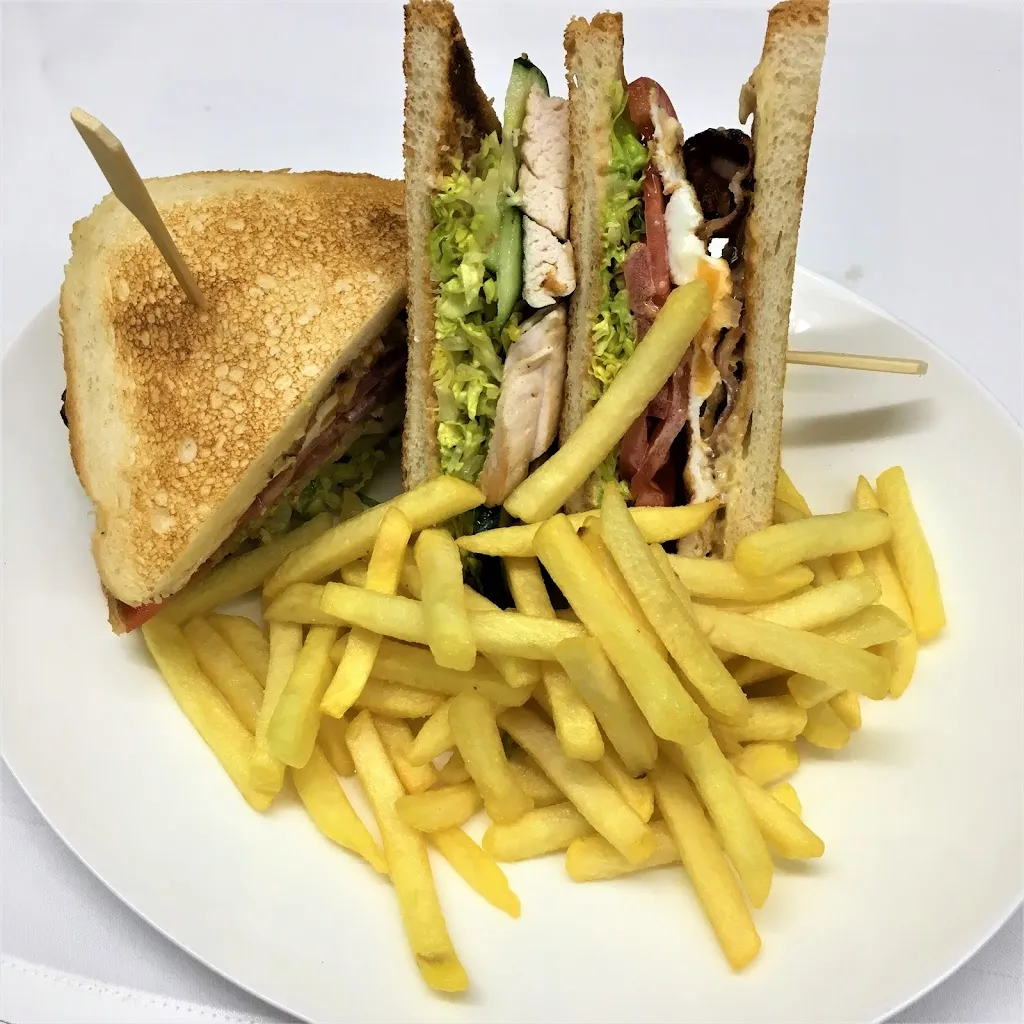 Menu_Restaurant Ambiance im ROEWERS Privathotel & Spa_Sellin_image_8