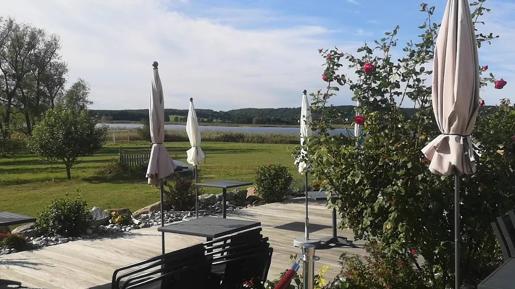 Ferienpension und Gaststätte Seeblick_Sellin_slider_image_2
