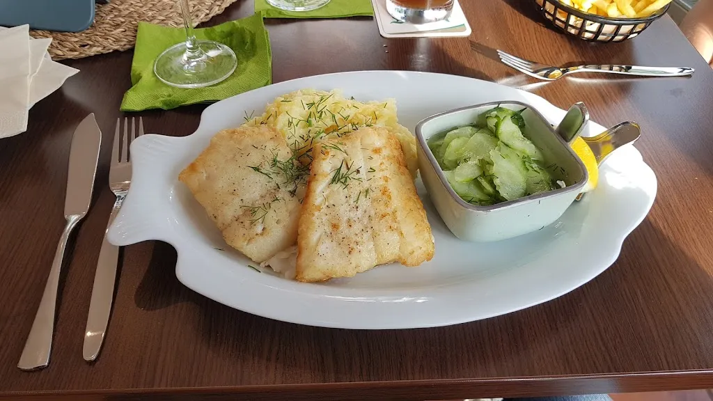 Ferienpension und Gaststätte Seeblick_Sellin_slider_image_3