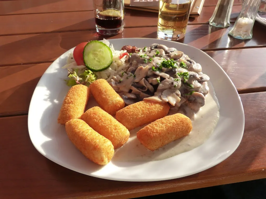 Burgrestaurant Hexenkeller_Penzlin_slider_image_1