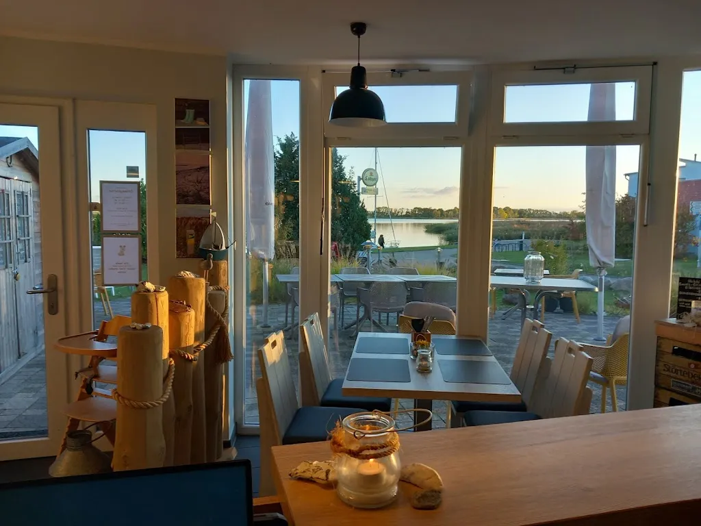 Hafenrestaurant Puddemin_Puddemin_slider_image_1