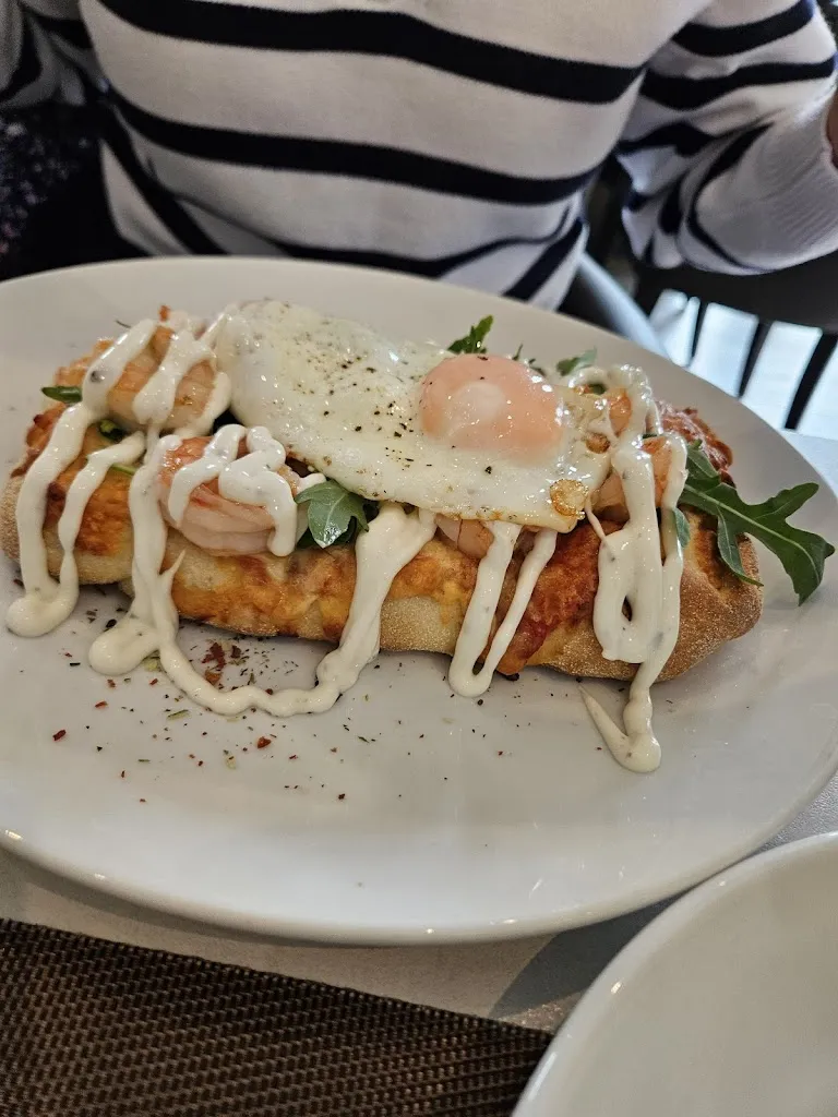 Dmitrij Kremnichnyi_kostBar Café & Restaurant_Göhren_Bewertung