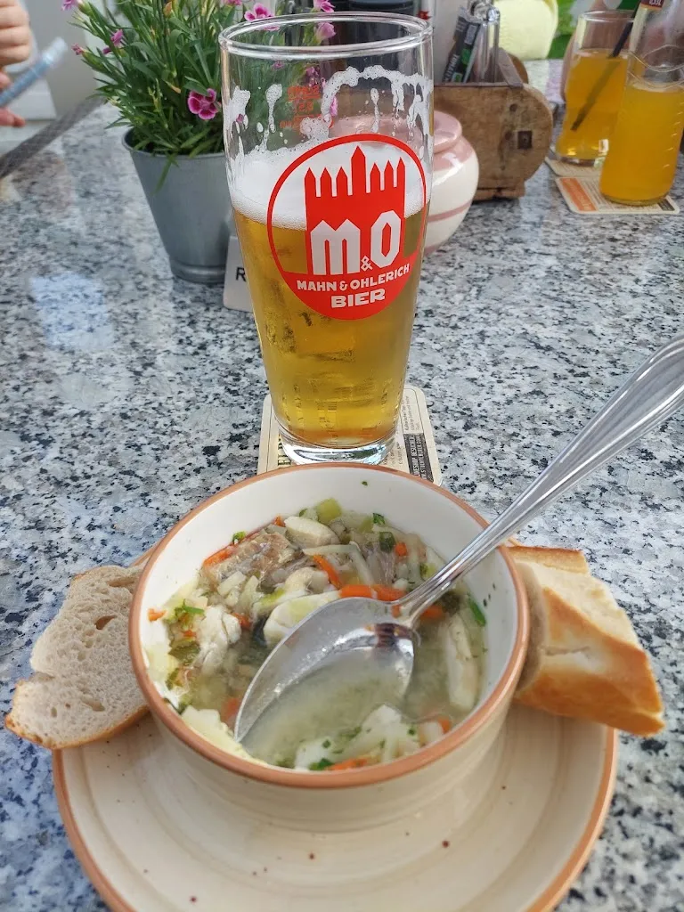 Kai-Uwe Lehnigk_Tennisstübchen Göhren_Göhren_review