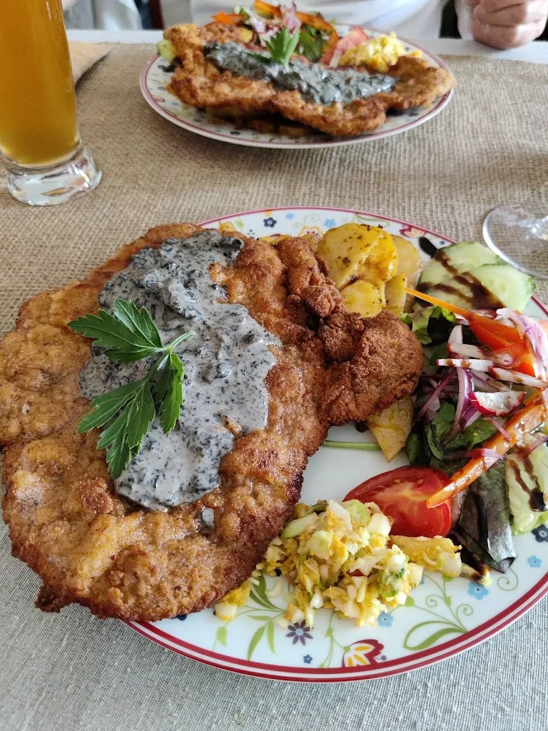 Karin Matos Fernandez_Avocado Restaurant_Baabe_review