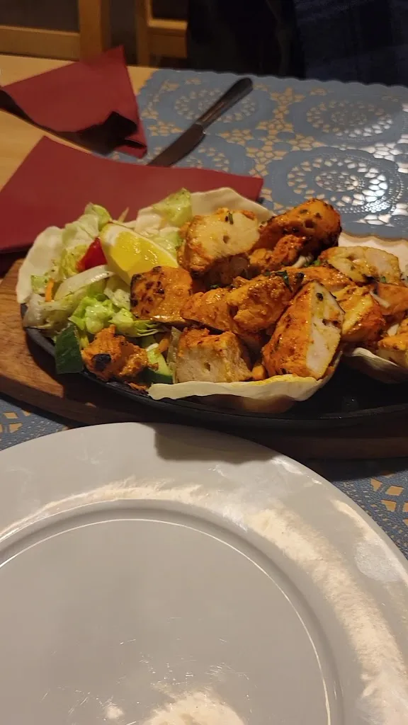 Krishna Haus -indian specialities restaurant im englischen Garten Neuburg_Donau_slider_image_2