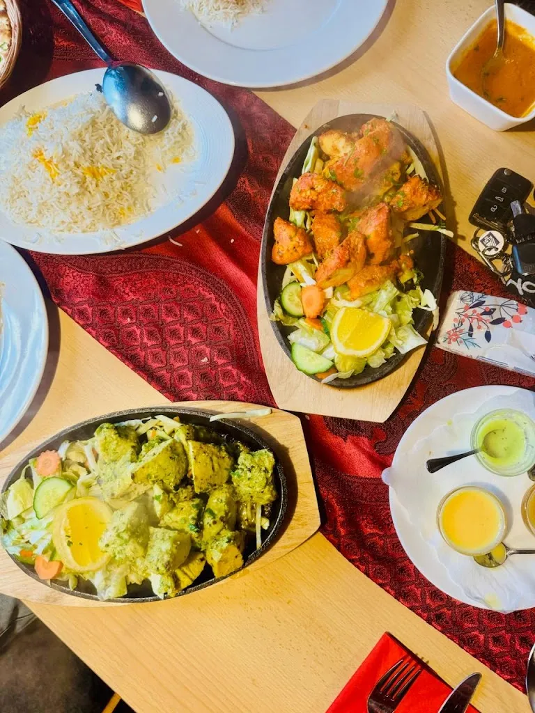 Krishna Haus -indian specialities restaurant im englischen Garten Neuburg_Donau_slider_image_3