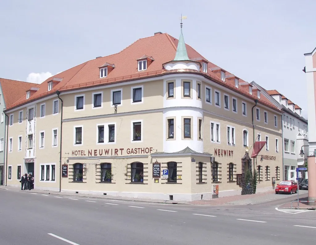 Hotel & Brauerei-Gasthof Neuwirt_Donau_slider_image_1