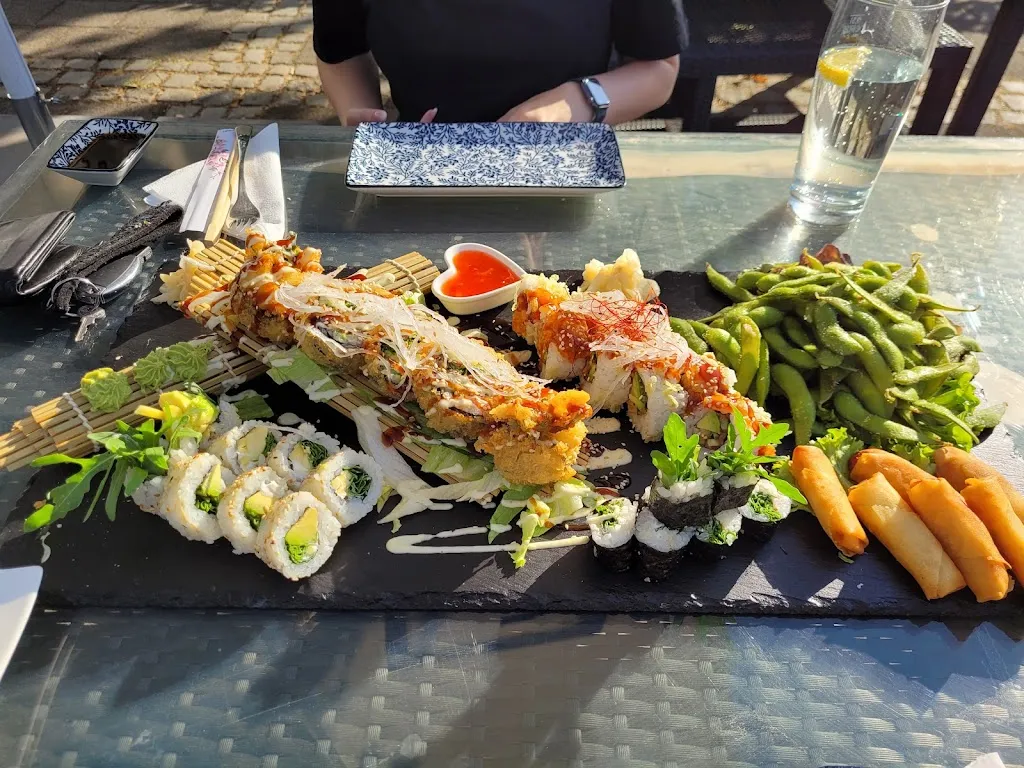 Restaurant Taki_Donau_slider_image_2