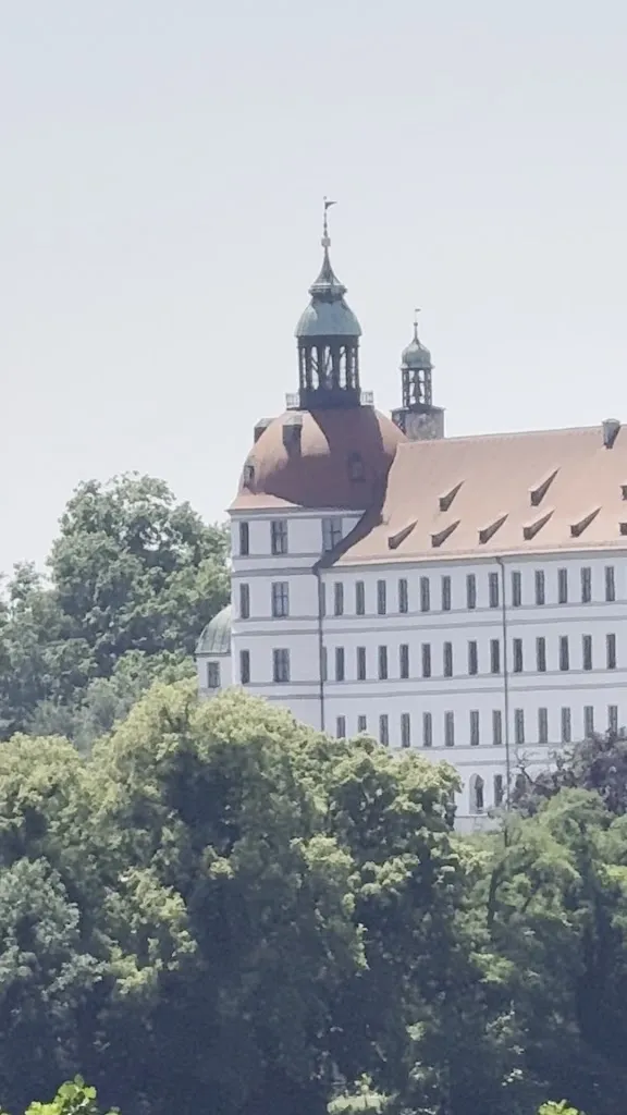 Arco Schlösschen_Donau_slider_image_2