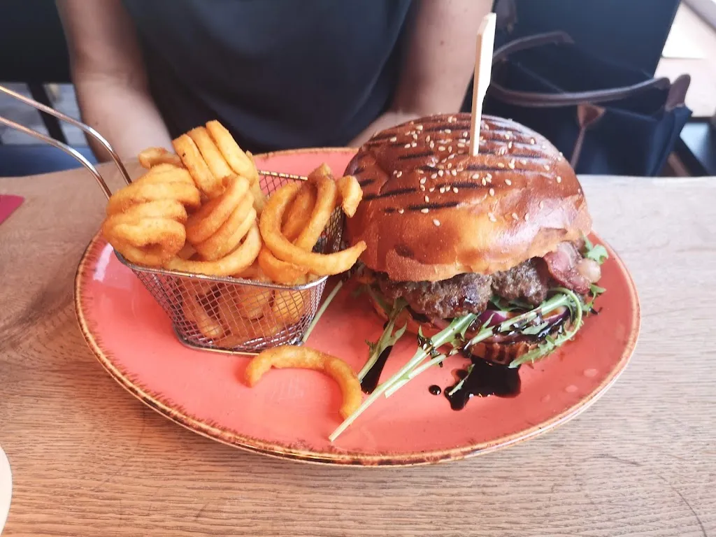 Menu_Huba Neuburg - Tex Mex - Burger - Cocktails_Donau_immagine_7