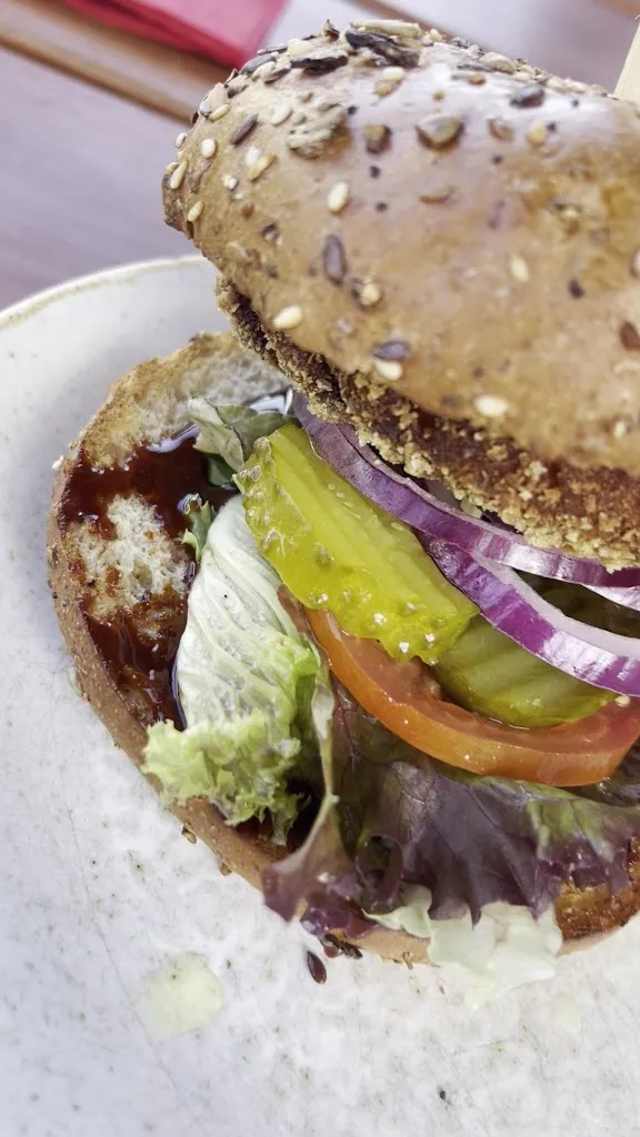 Huba Neuburg - Tex Mex - Burger - Cocktails_Donau_slider_image_2