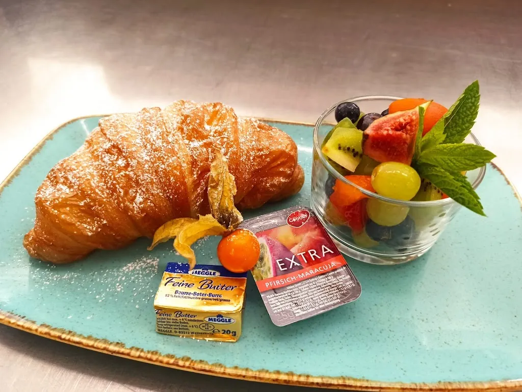 Huba Neuburg - Tex Mex - Burger - Cocktails_Donau_slider_image_3